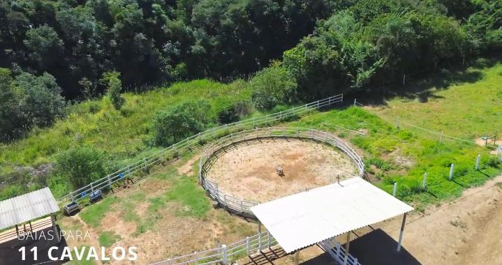 Fazenda de luxo em Extrema MG 6 alqueires e estrutura completa cod.1236