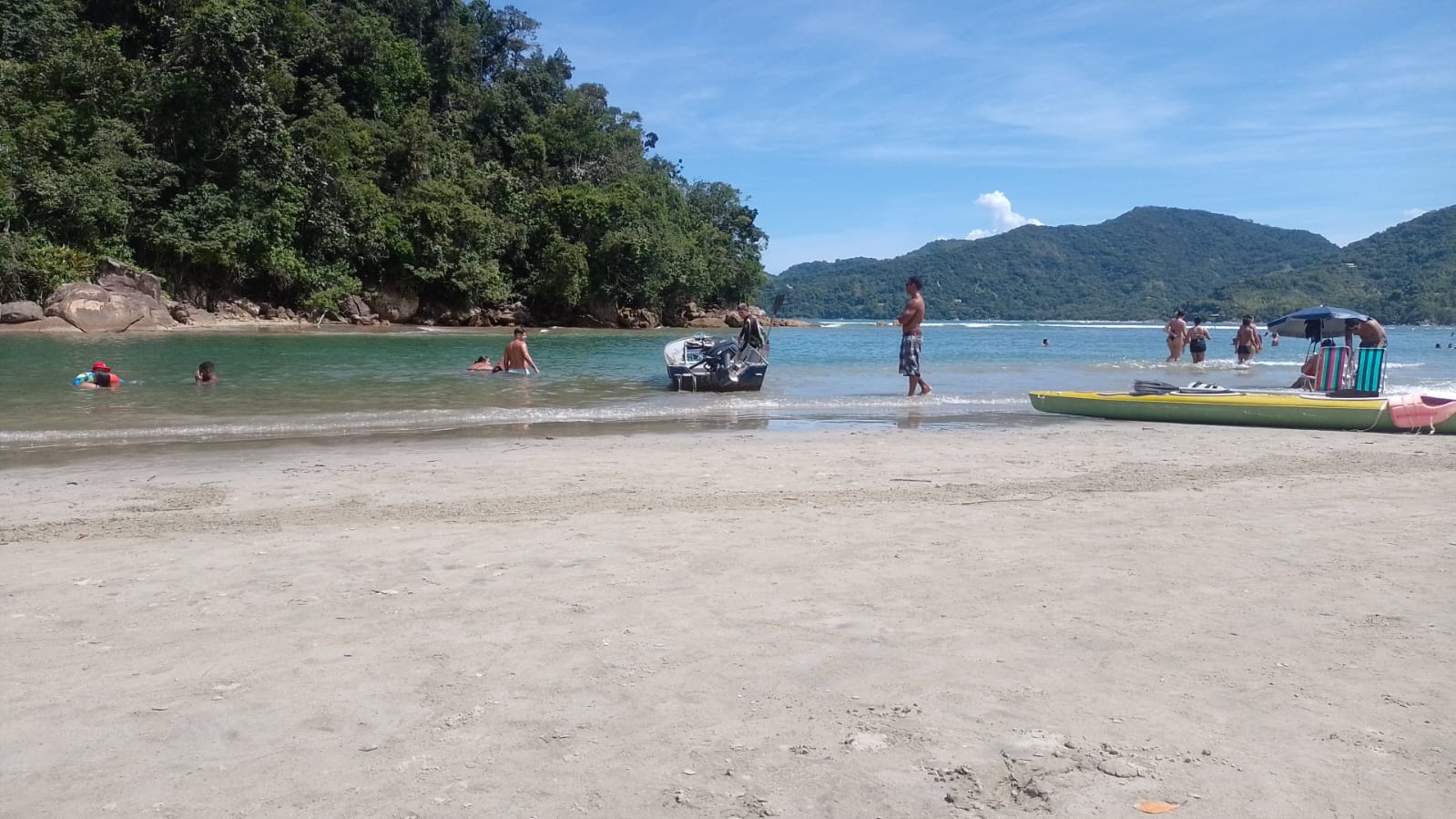 Apartamento em Ubatuba Aceita Permuta Por Chácara em Extrema código  1242