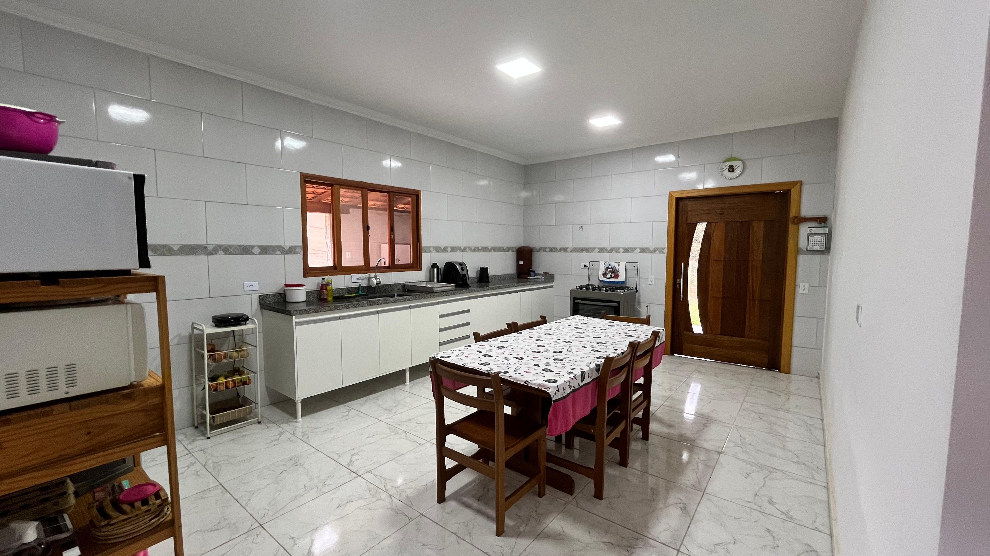 Chácara casa com 2 dormitórios sendo 1 com suíte a venda em Toledo - MG Cod - 1243