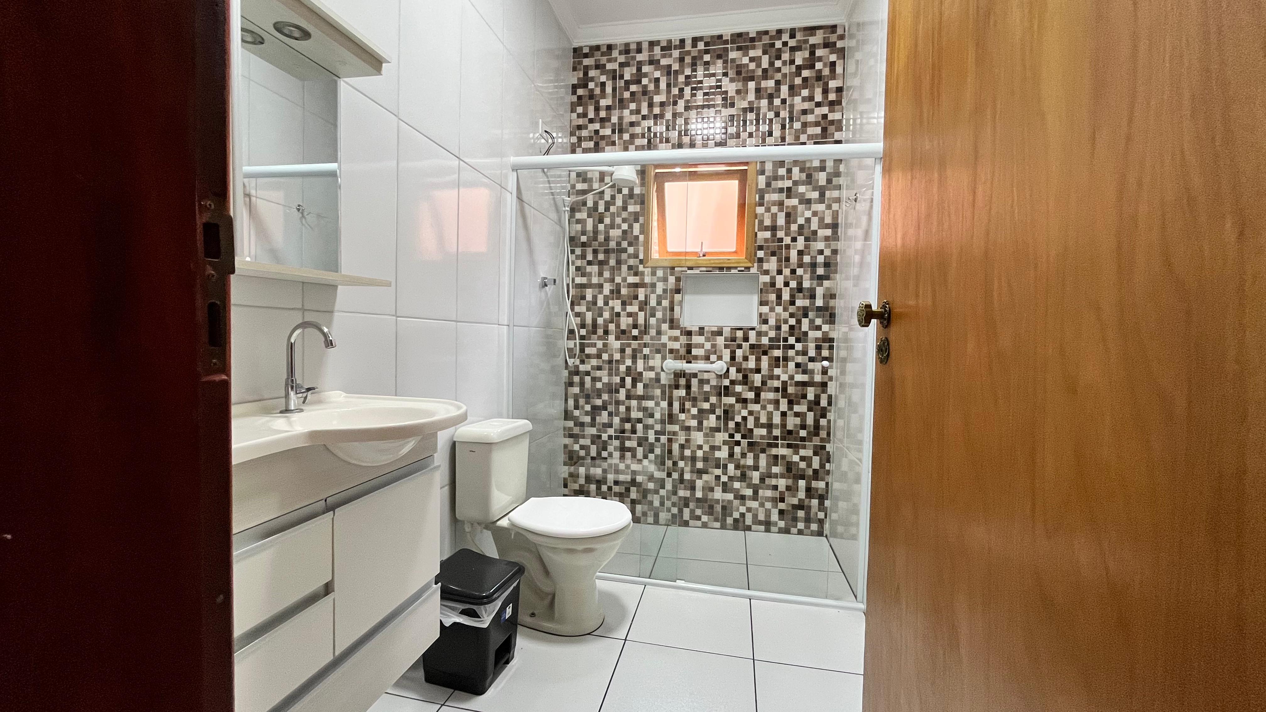 Chácara casa com 2 dormitórios sendo 1 com suíte a venda em Toledo - MG Cod - 1243