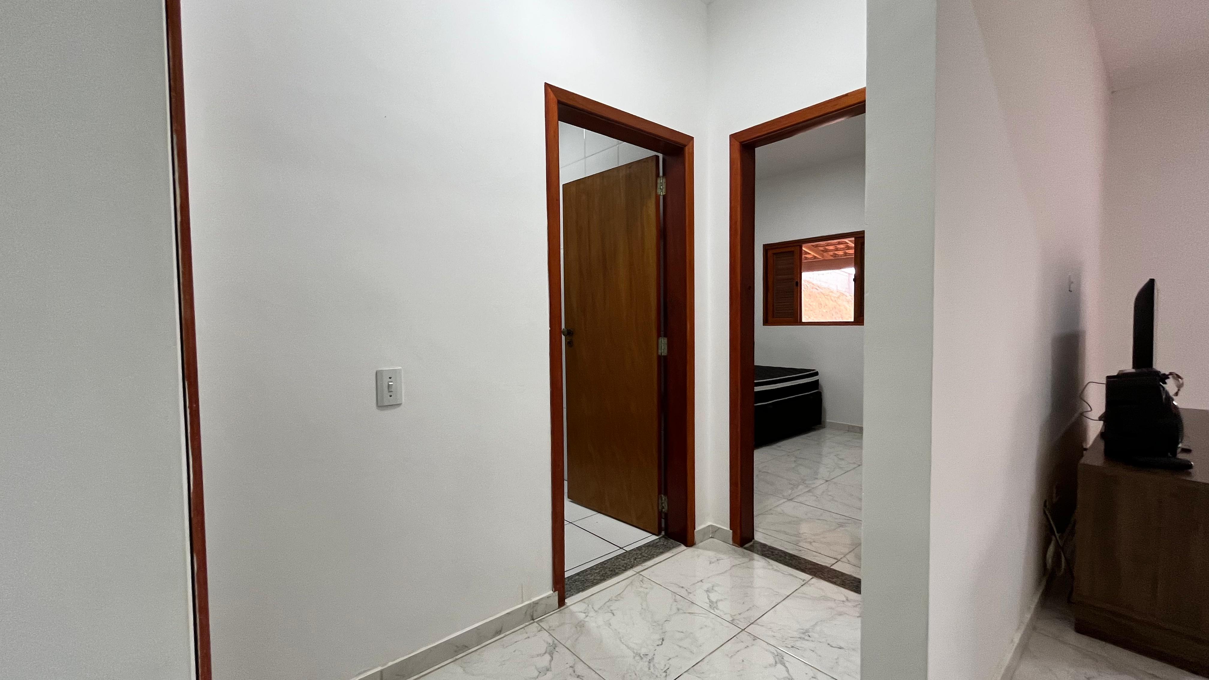 Chácara casa com 2 dormitórios sendo 1 com suíte a venda em Toledo - MG Cod - 1243