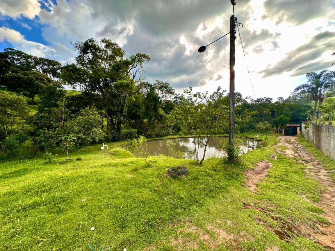 Sítio com Cachoeira Particular à Venda – 30.000m² + Casa – R$ 670 Mil cod.1248