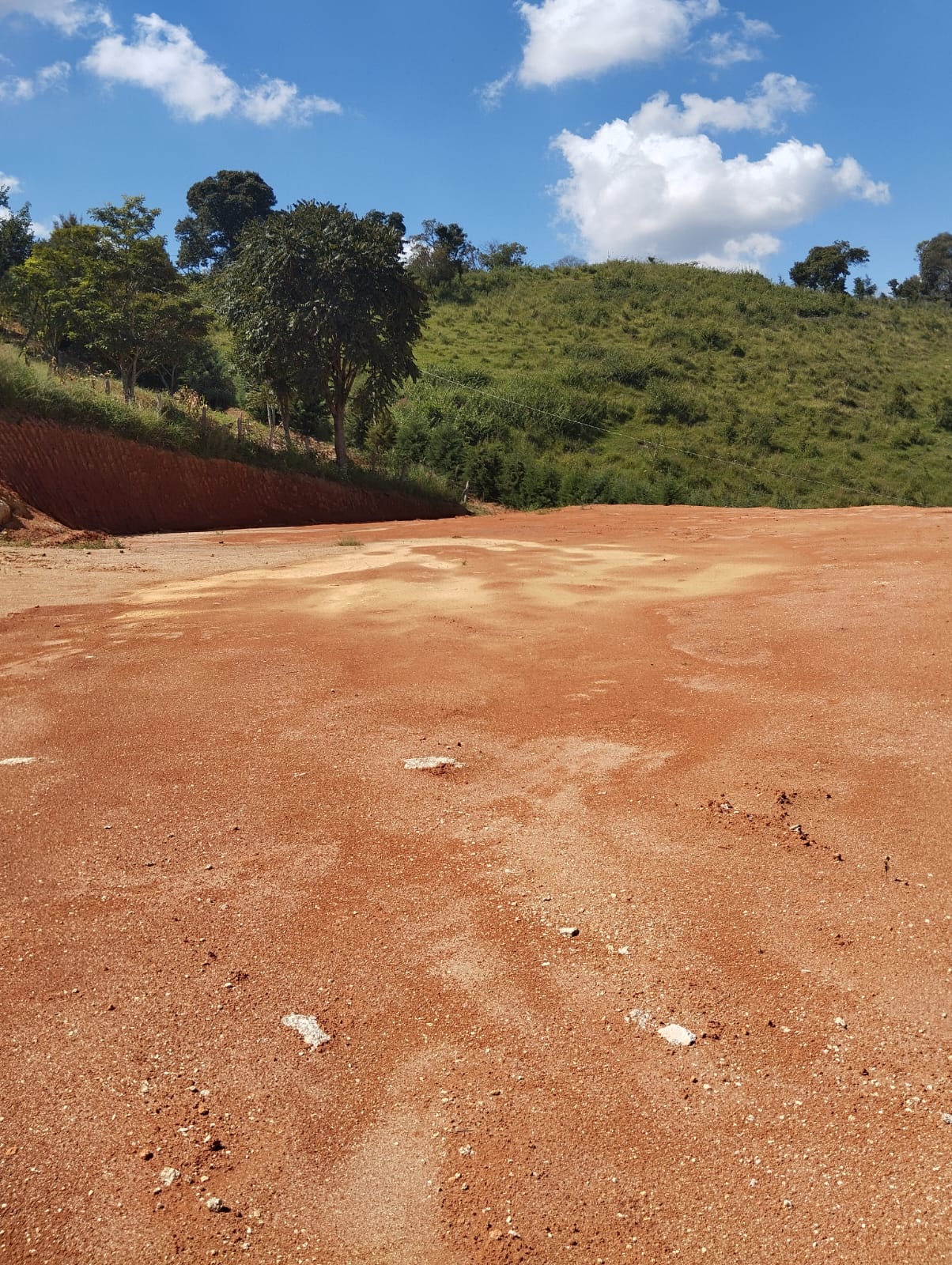 Terreno para formação de chácara em Toledo - MG cod. 1249