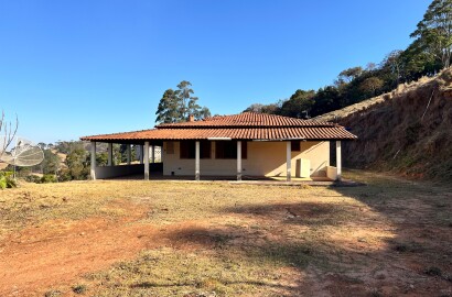 Sítio à Venda em Toledo MG | 33.000 m² com 2 Casas por R$ 670 Mil Cód.1257