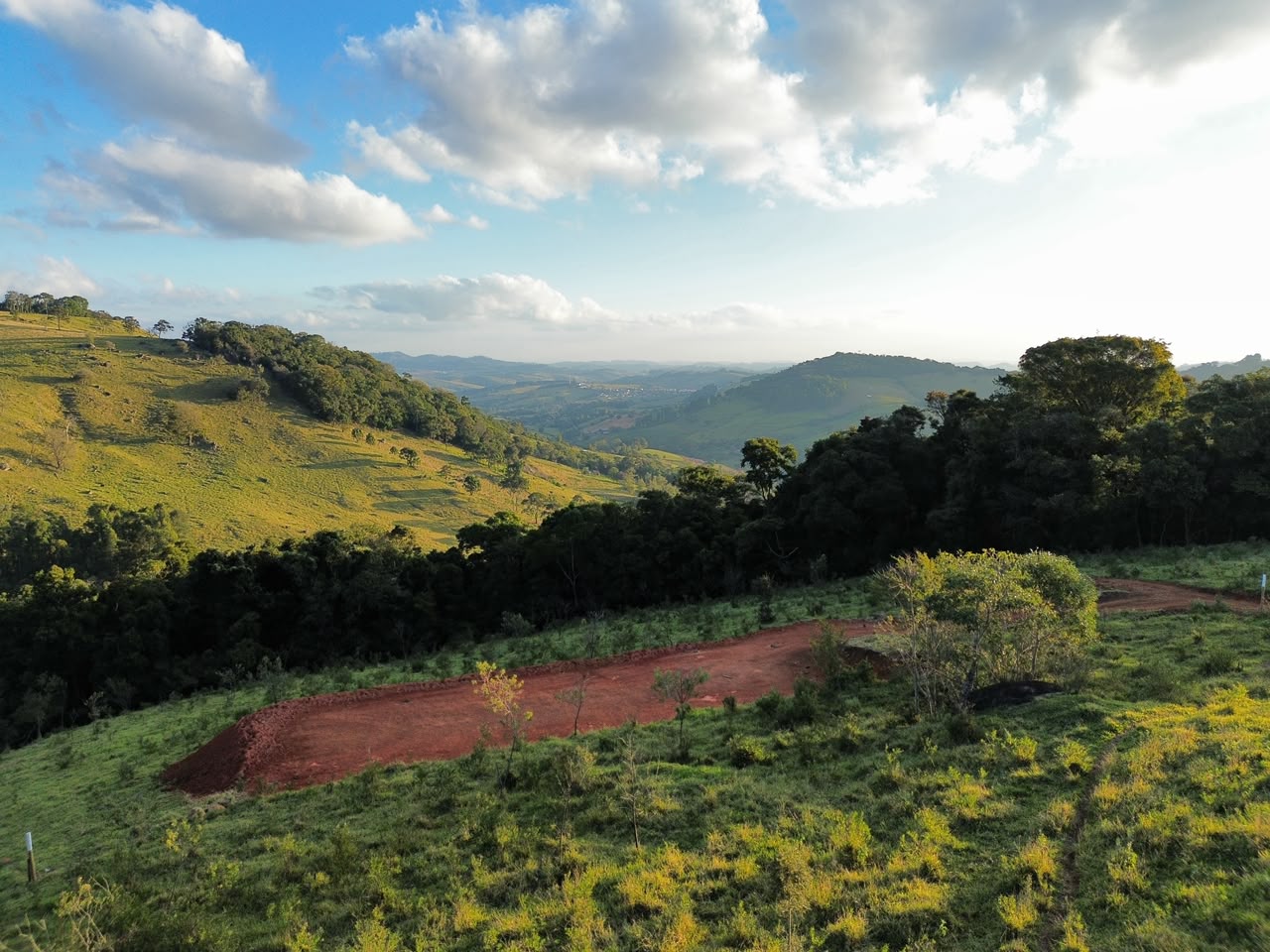 Terreno Rural à Venda em Toledo MG | 13.600 m² com Nascente e Escritura Cod. 1258