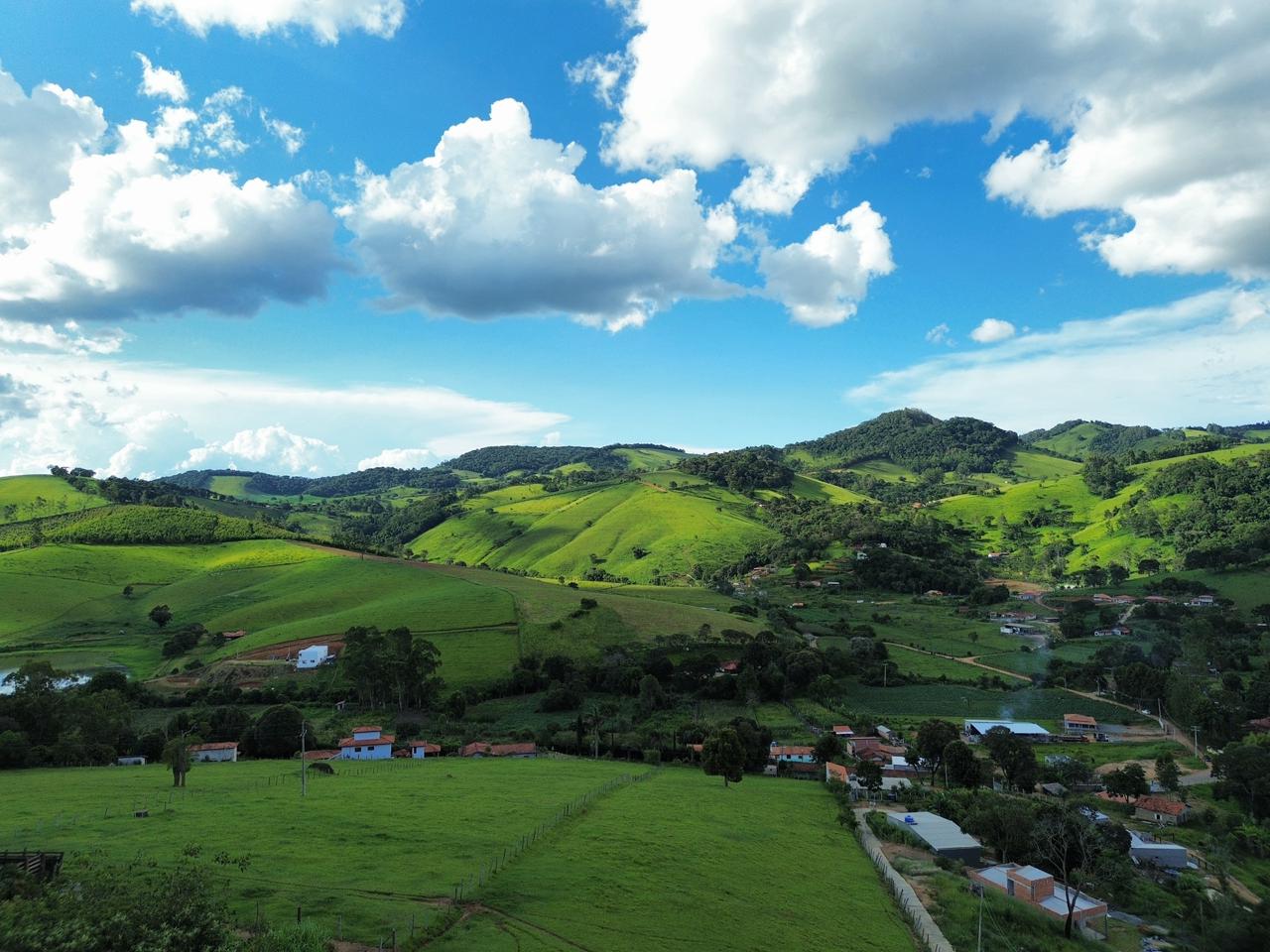 Chácara à Venda em Toledo MG | 5.000m² Próxima ao Centro Cod.1262