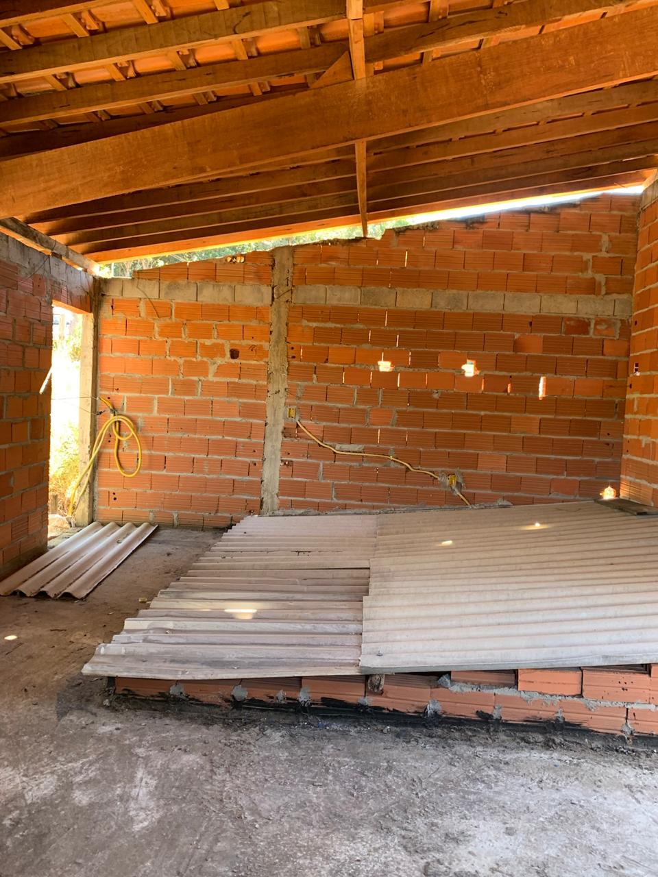 Chácara à venda em Extrema MG com 1.000 m², sobrado, poço artesiano, fibra óptica cod.1268