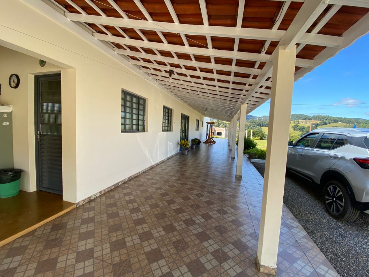 Chácara de Alto Padrão em Toledo/MG – A 1,6 km do Centro, com Piscina Aquecida e Espaço Gourmet - 1269