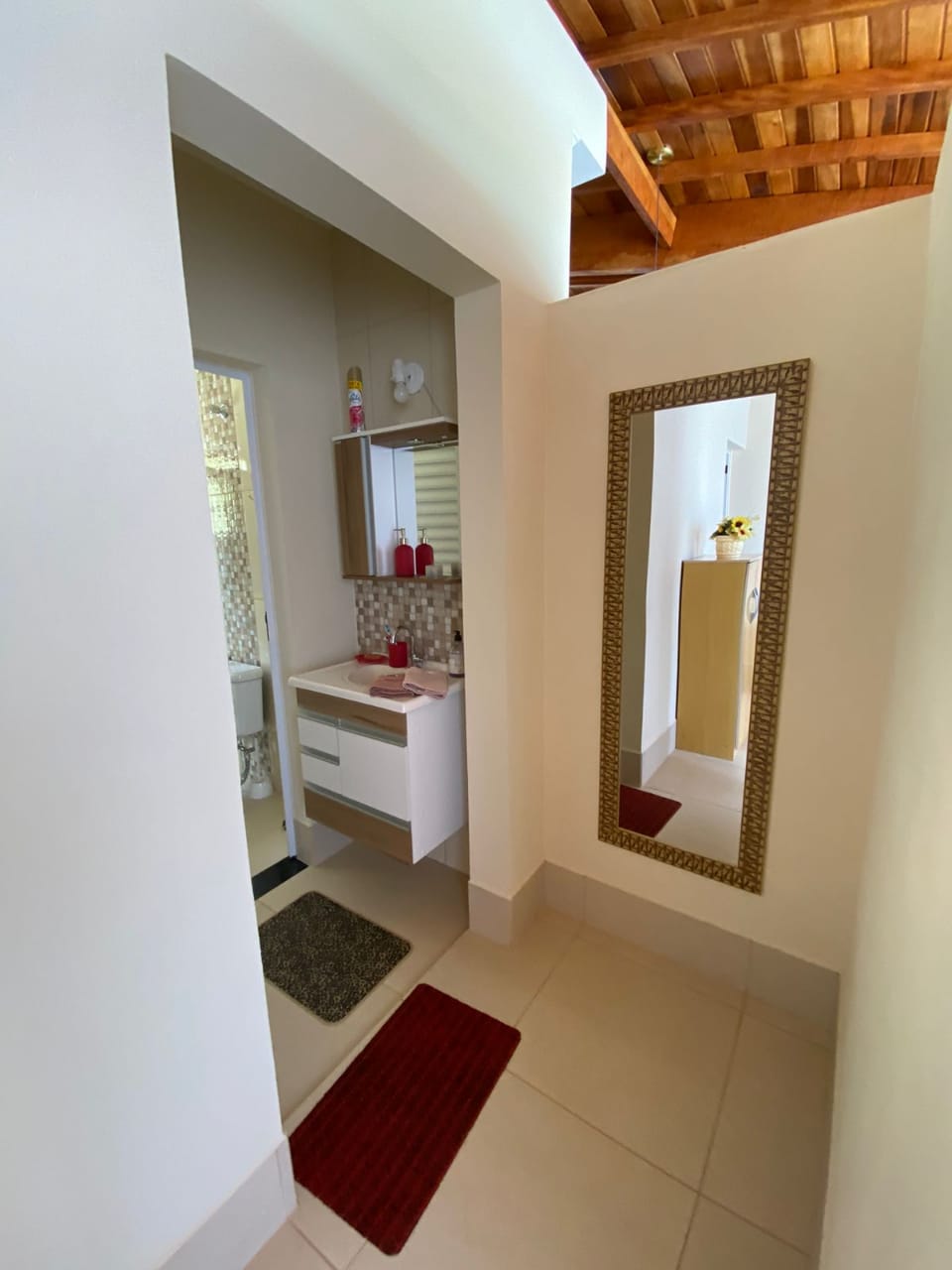 Chácara de Alto Padrão em Toledo/MG – A 1,6 km do Centro, com Piscina Aquecida e Espaço Gourmet - 1269