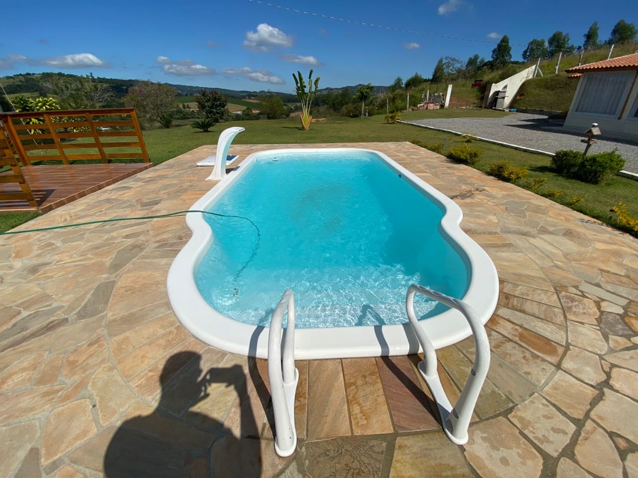 Chácara de Alto Padrão em Toledo/MG – A 1,6 km do Centro, com Piscina Aquecida e Espaço Gourmet - 1269