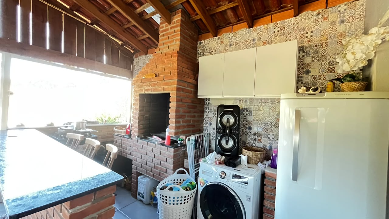 Chácara à Venda em Toledo/MG com Piscina | 1.000 m² cod. 1270