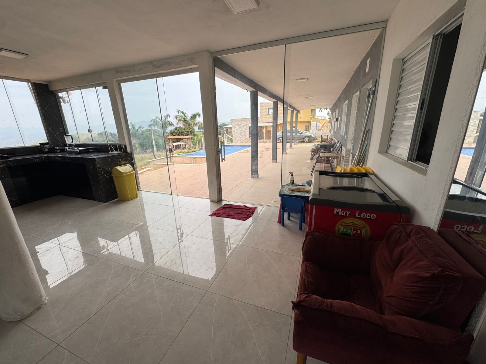 Chácara | casa com 4 suítes, sala e cozinha integrados, piscina em Socorro / SP 1273