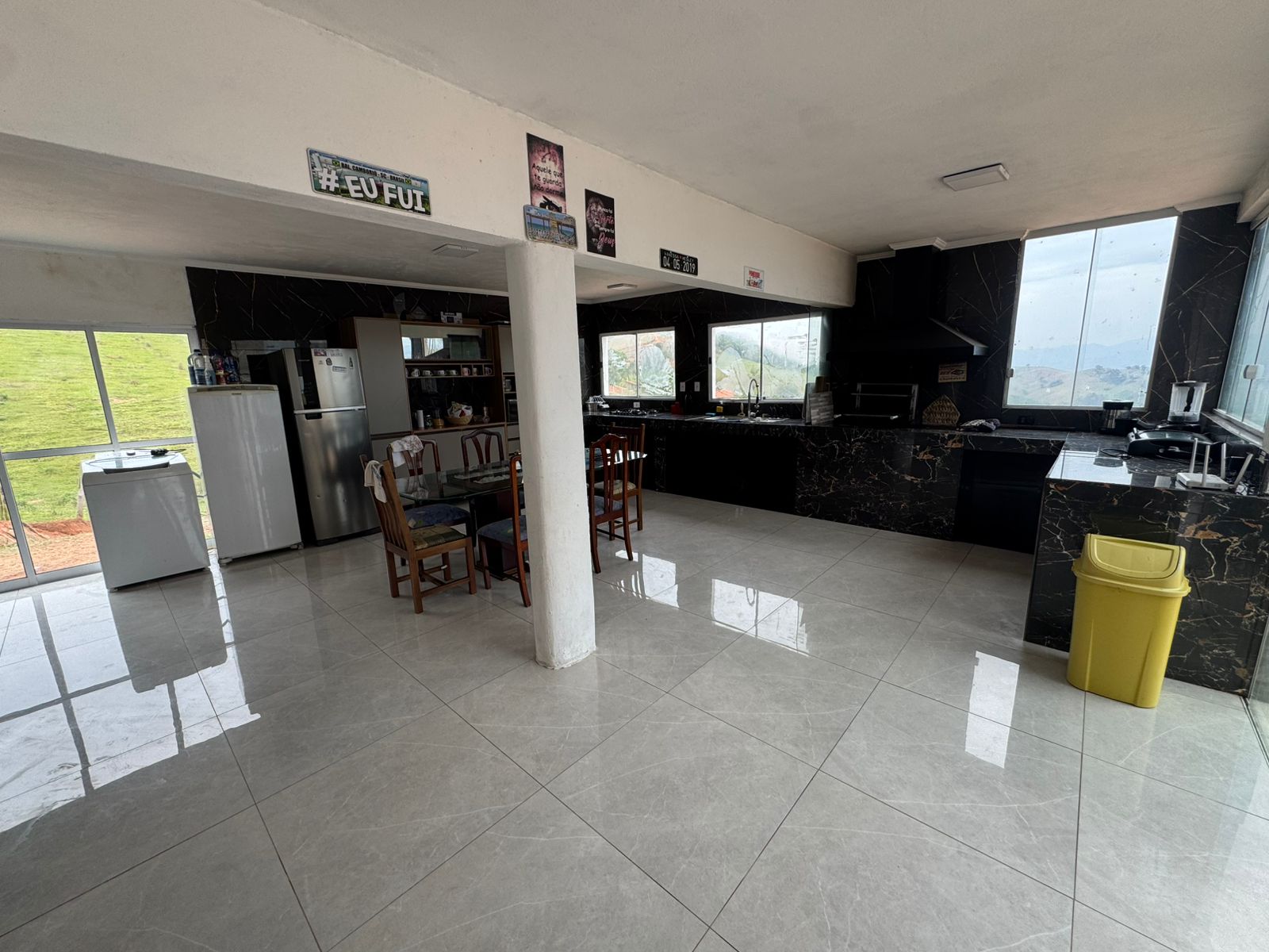 Chácara | casa com 4 suítes, sala e cozinha integrados, piscina em Socorro / SP 1273