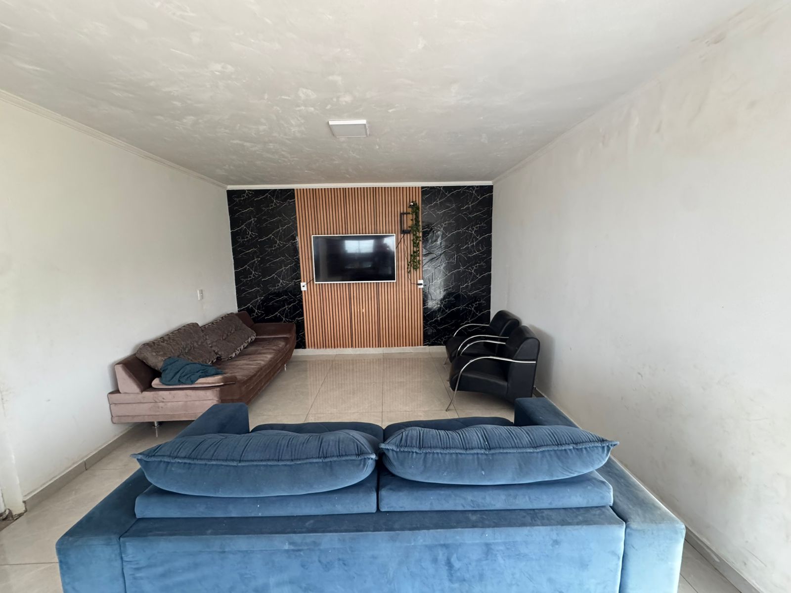 Chácara | casa com 4 suítes, sala e cozinha integrados, piscina em Socorro / SP 1273