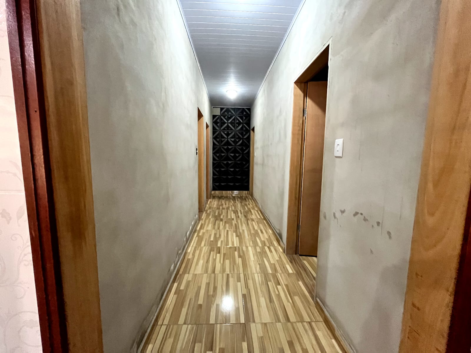 Chácara em Toledo-MG — 2.000 m², casa com 3 quartos, riacho nos fundos cód.1278