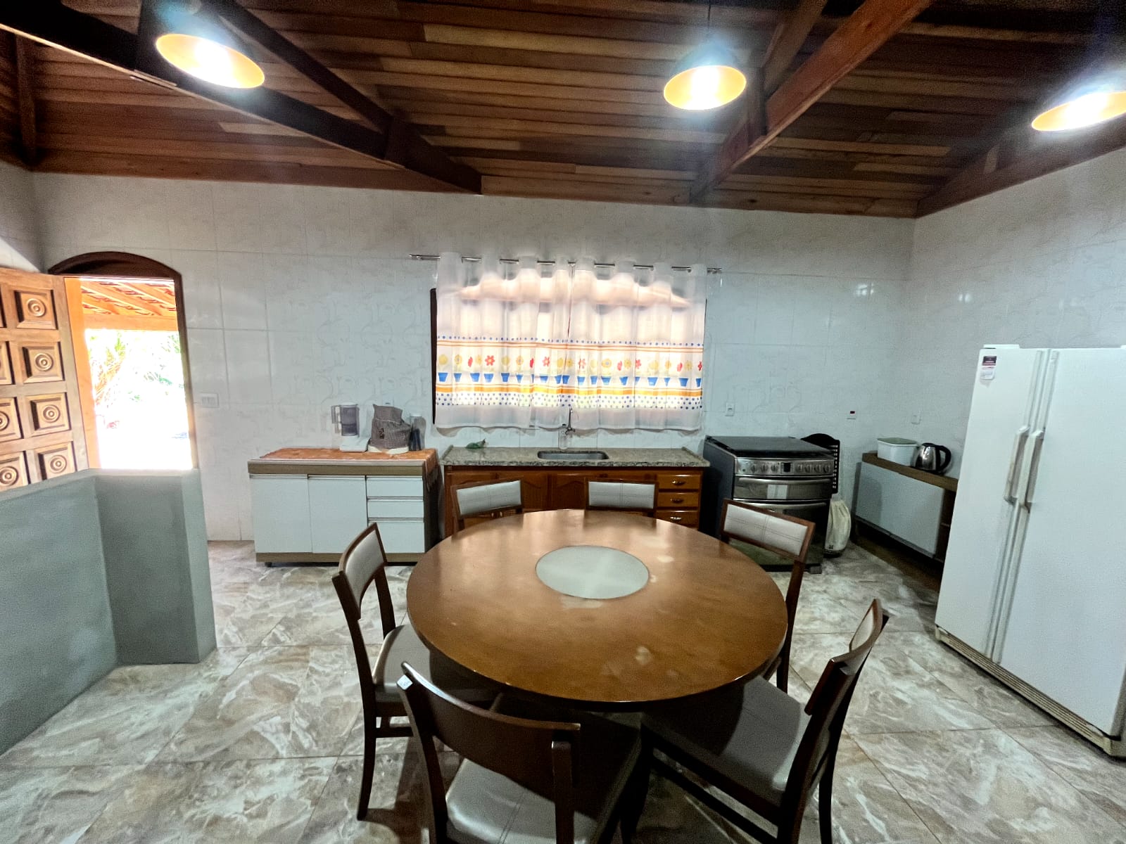 Chácara em Toledo-MG — 2.000 m², casa com 3 quartos, riacho nos fundos cód.1278