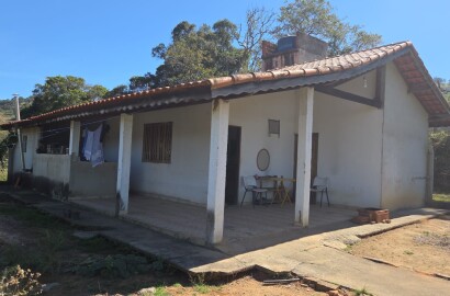 Chácara com Casa de 3 Quartos e Vista Espetacular cod. 1279