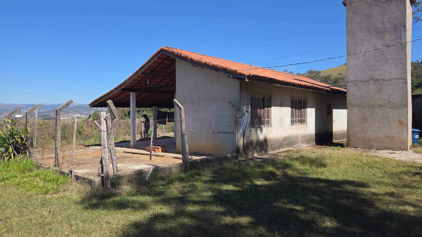 Sítio à Venda com 23.000 m², Café e Casa – R$ 470 Mil 1280