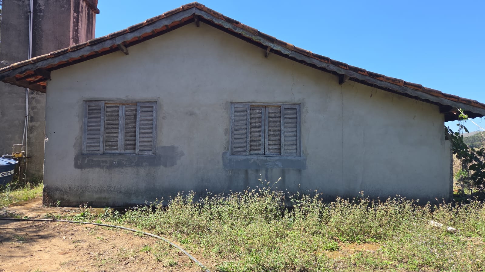 Sítio à Venda com 23.000 m², Café e Casa – R$ 470 Mil 1280