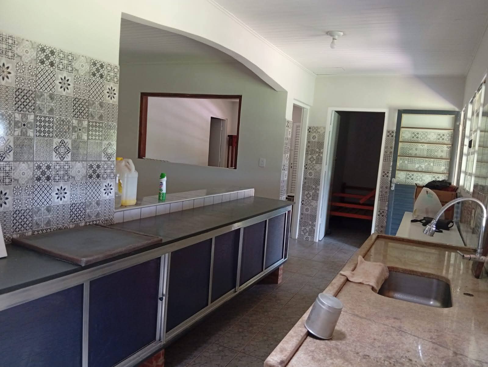 Chácara à Venda em Extrema/MG: 2.000 m², Piscina e Casa com 3 Quartos a 500 m da Fernão Dias