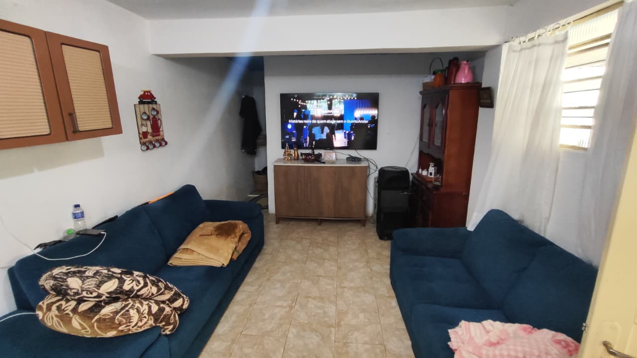 Chácara à venda a casa possui:3 quartos, sendo 1 suíte, banheiro, sala, cozinha. Em Pinhalzinho - SP 1285
