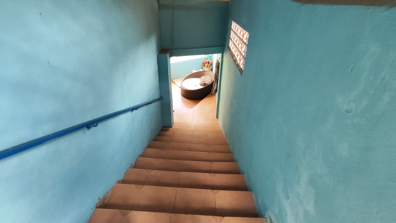 Chácara à venda a casa possui:3 quartos, sendo 1 suíte, banheiro, sala, cozinha. Em Pinhalzinho - SP 1285