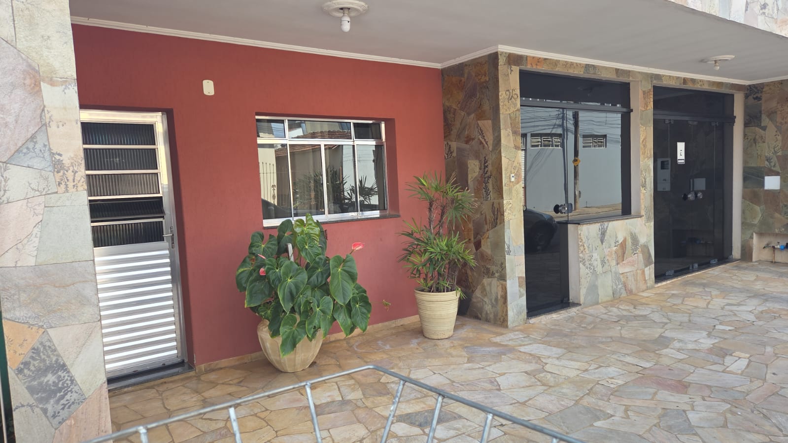 Casa de Alto Padrão à Venda no Centro de Itapeva MG | 250m² de Construção cod. 1289