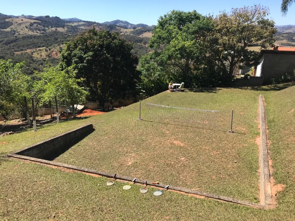 Oportunidade em Extrema-MG: Chácara Completa com 3.000 m² e Lazer Privativo Cod. 1294