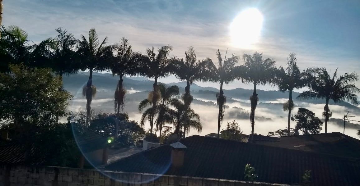 Oportunidade em Extrema-MG: Chácara Completa com 3.000 m² e Lazer Privativo Cod. 1294