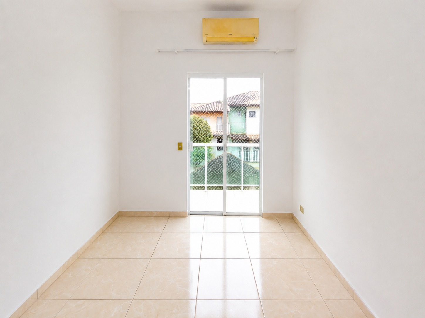 SOBRADO + KITNET INDEPENDENTE – PONTE NOVA
