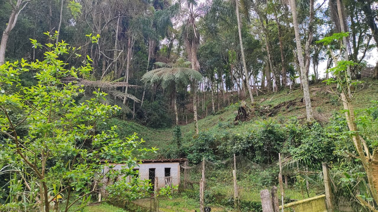 Oportunidade Única: Chácara Espaçosa em Extrema/MG Cod. 1296