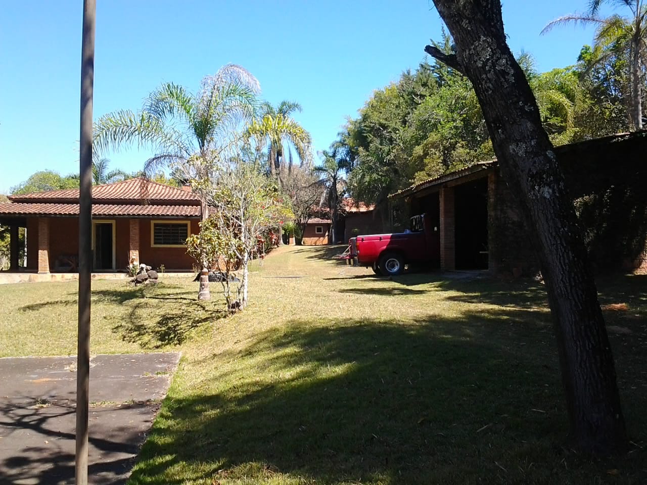 Sítio com piscina, casa com 4 dormitórios, garagem | Cambuí - MG | código 731