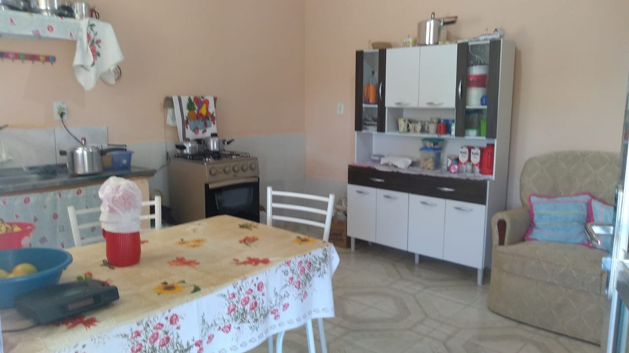 Chácara com casa pequena, pomar, horta, água por gravidade | Munhoz - MG | código 855