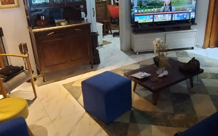 Chácara com casa tipo sobrado uma ampla suíte, sala de TV , + casa com 1 suíte | Itapeva - MG | código 885