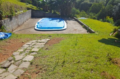 Chácara com piscina bem localizada, documentação ok | Extrema - MG | código 935