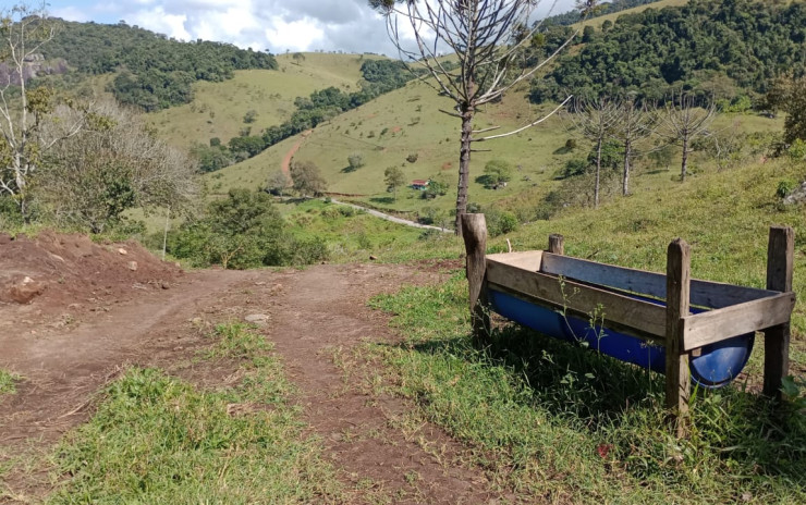 Fazenda com 53 Alqueires, excelente para agropecuaria | Extrema - MG  | código 995